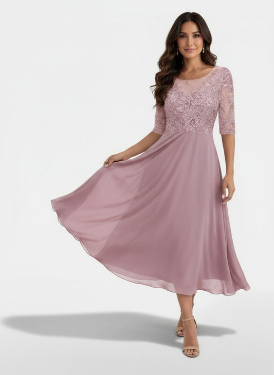 Full body view of the model wearing Vestido Fiesta Mujer Chiffon y Encaje