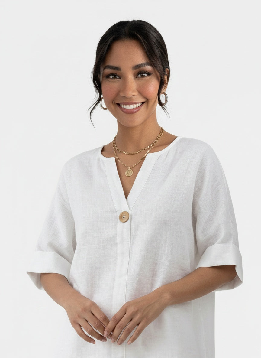Close-up of the model wearing Conjunto Mujer Elegante Pantalón