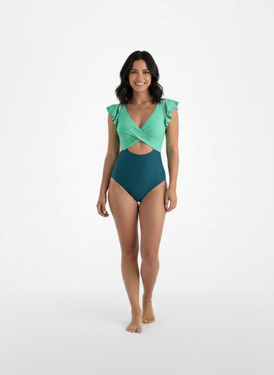 Full body view of the model wearing Bañador Mujer Reductor Bicolor Volantes