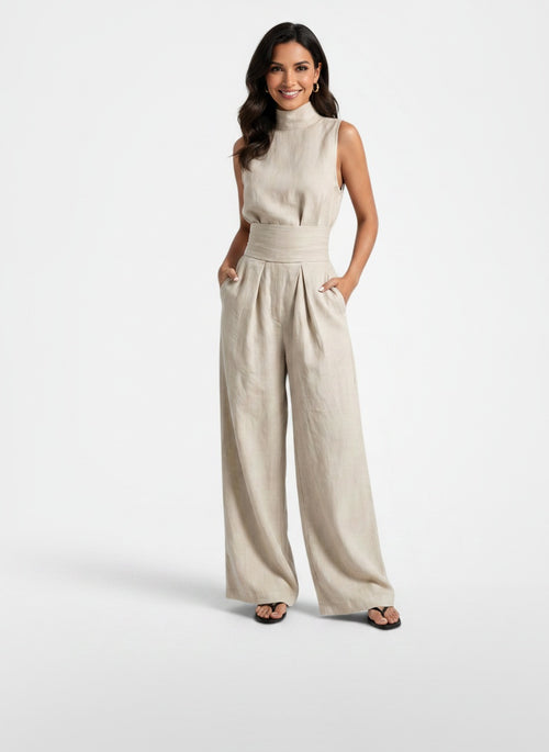Full body view of the model wearing Conjunto Mujer Algodón Lino Sin Mangas