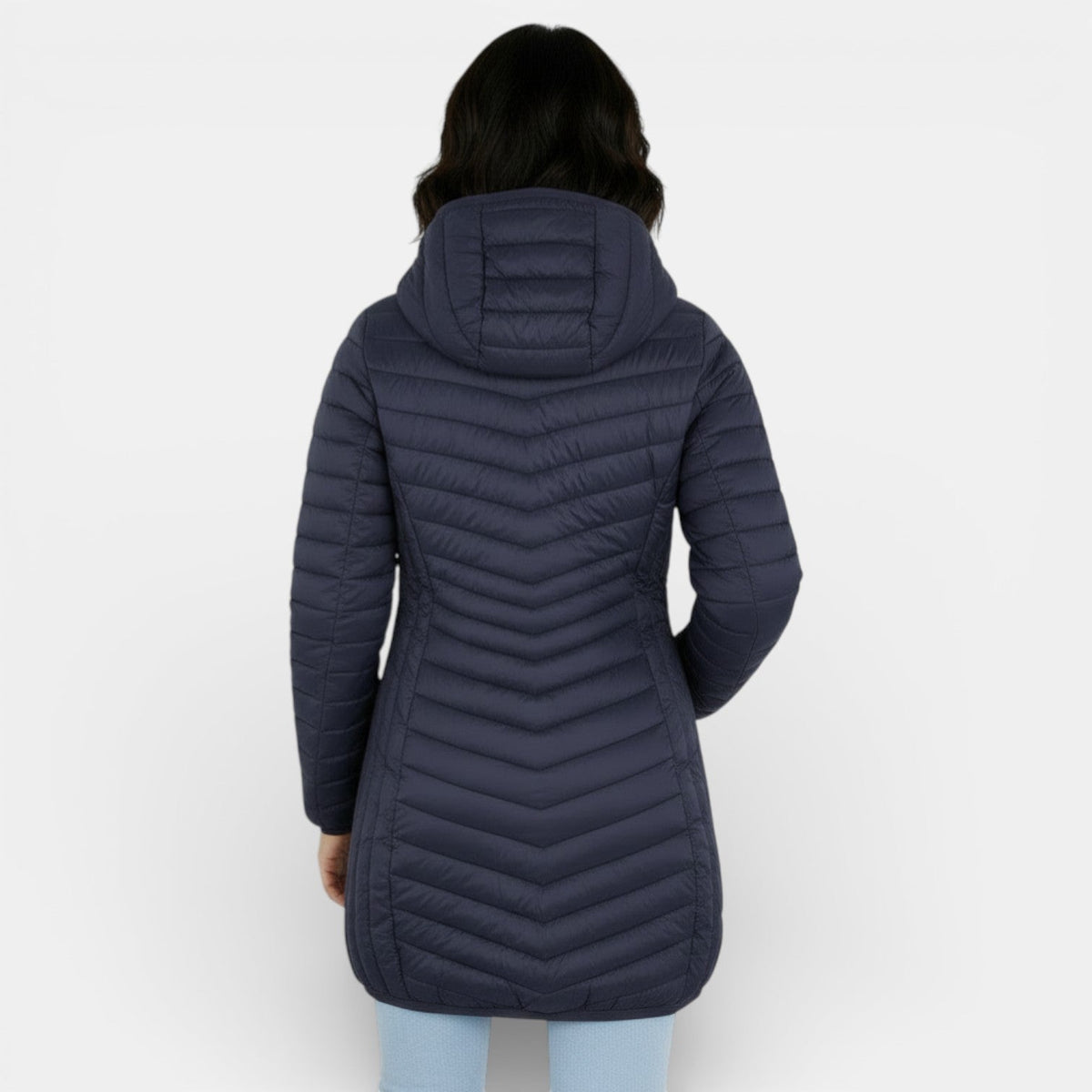 Abrigo acolchado largo con capucha para mujer 9