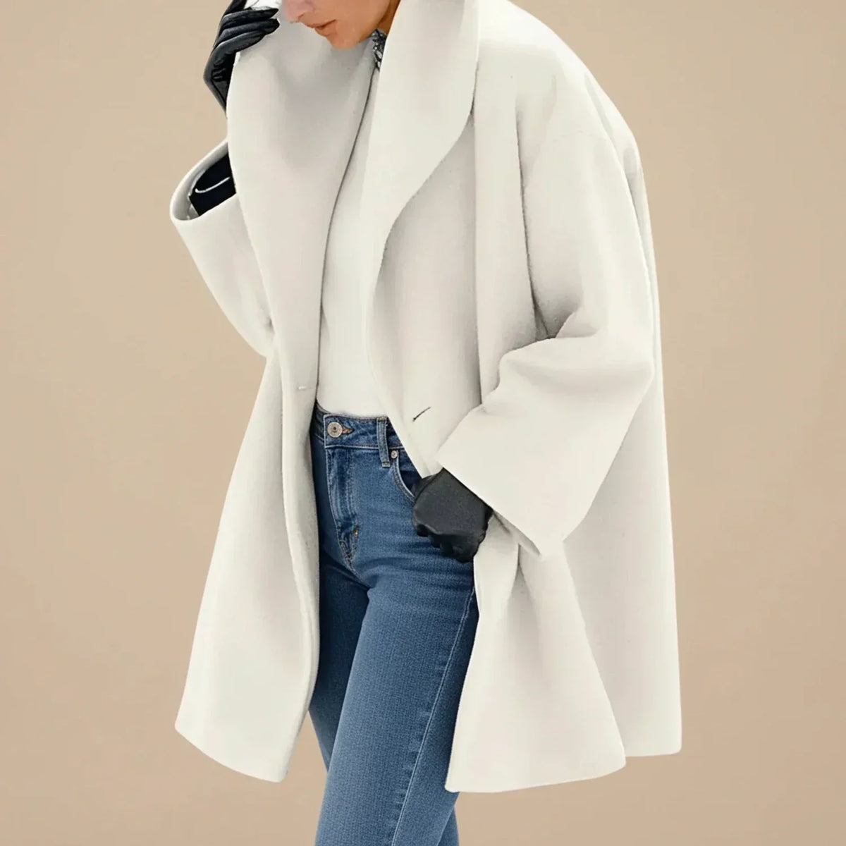 Abrigo de mujer oversize con cuello ancho y corte evasé 3