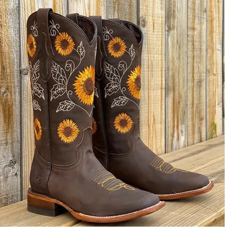 Botas cowboy mujer con bordado de girasoles y puntera cuadrada 1