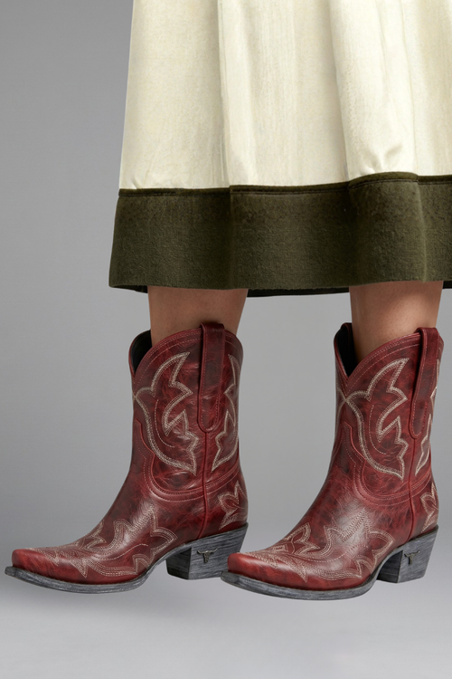 Botas cowboy mujer de caña media con bordado y puntera fina 7