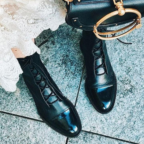 Botas de cuero para mujer con cordones clásicas de tacón bajo 10