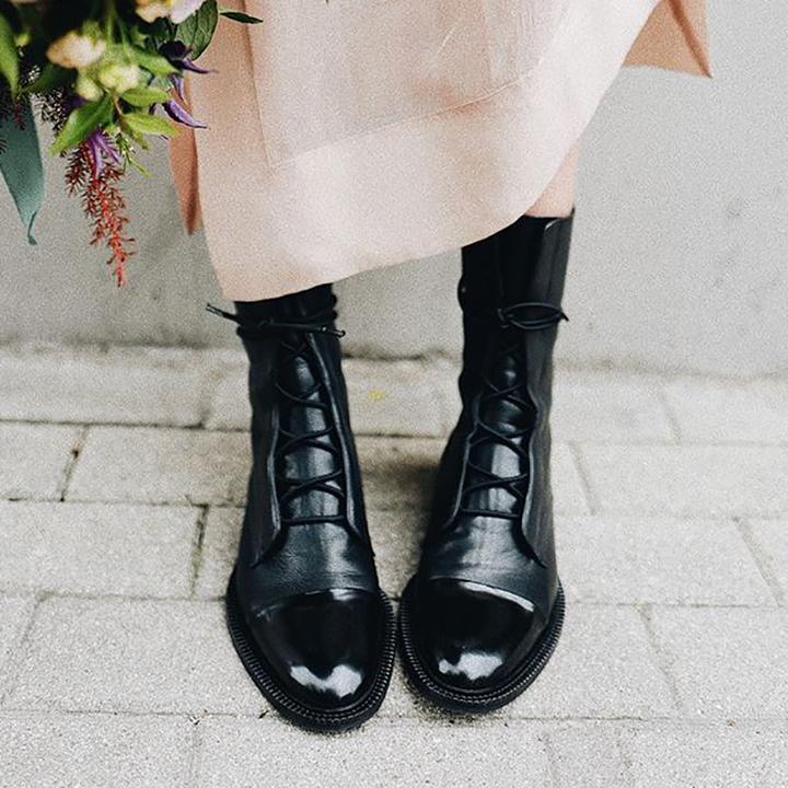 Botas de cuero para mujer con cordones clásicas de tacón bajo 7