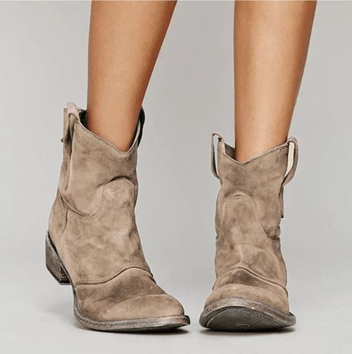 Botines camperos de ante para mujer de tacón bajo y punta redonda 2