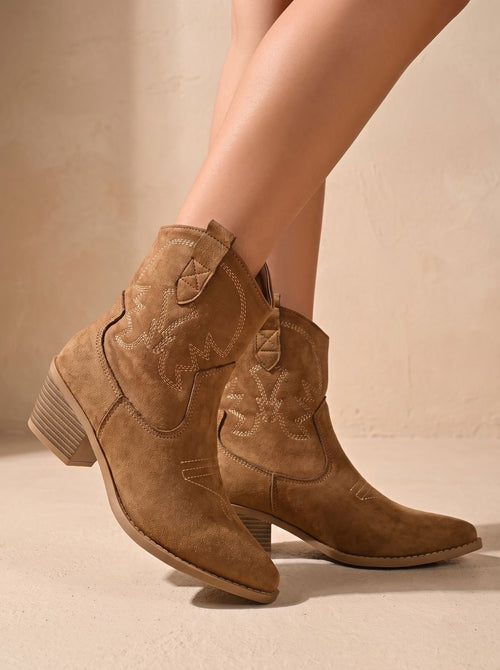 Botines cowboy mujer con bordado y puntera fina 3
