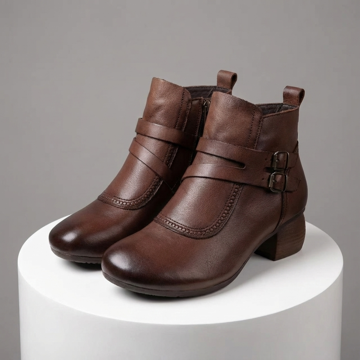 Botines de mujer con hebilla y tacón bajo 2