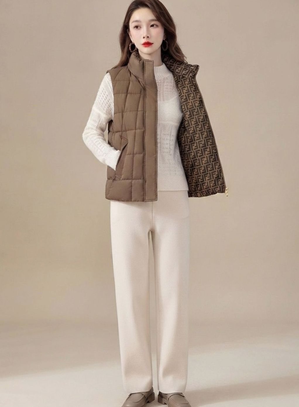 Chaleco acolchado mujer con cuello alto y cordón ajustable 4