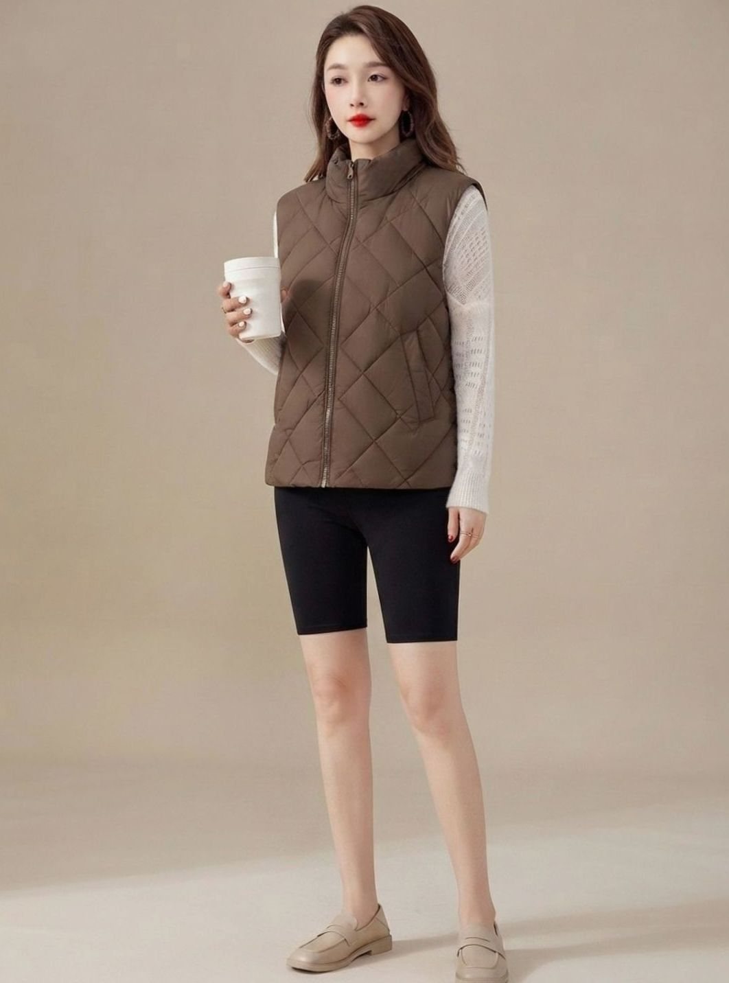 Chaleco acolchado mujer con cuello alto y cordón ajustable 6