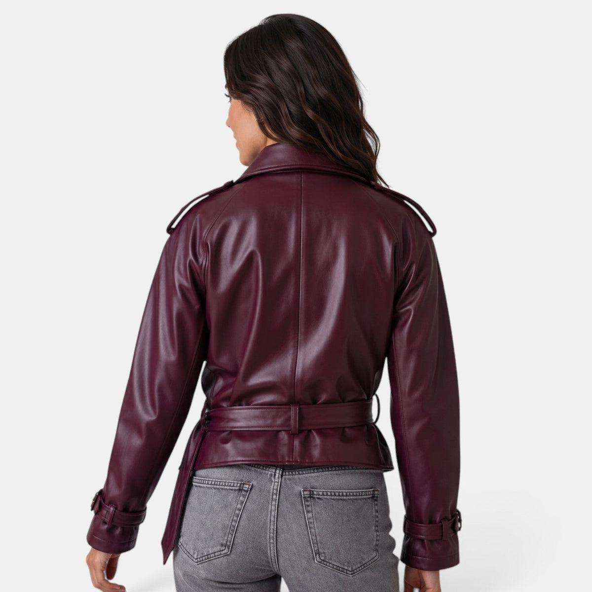 Chaqueta de cuero mujer corta con cinturón y solapa 3