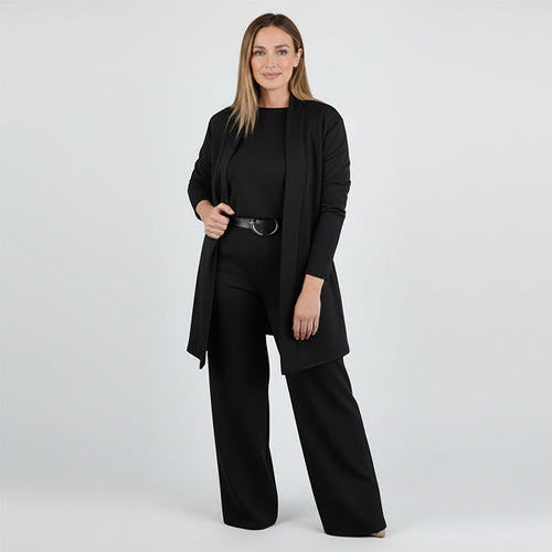 Conjunto de tres piezas con cárdigan largo, blusa y pantalón 4