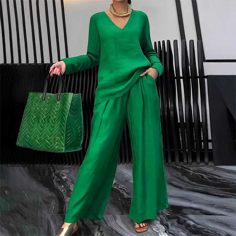 Conjunto fluido con blusa de escote en V y pantalón ancho elegante 1