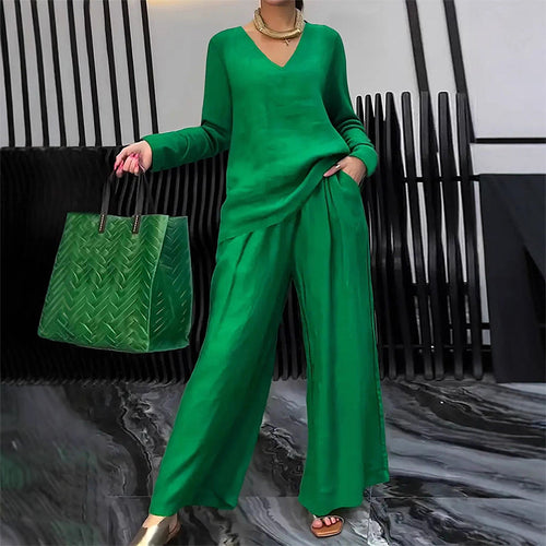 Conjunto fluido con blusa de escote en V y pantalón ancho elegante 1
