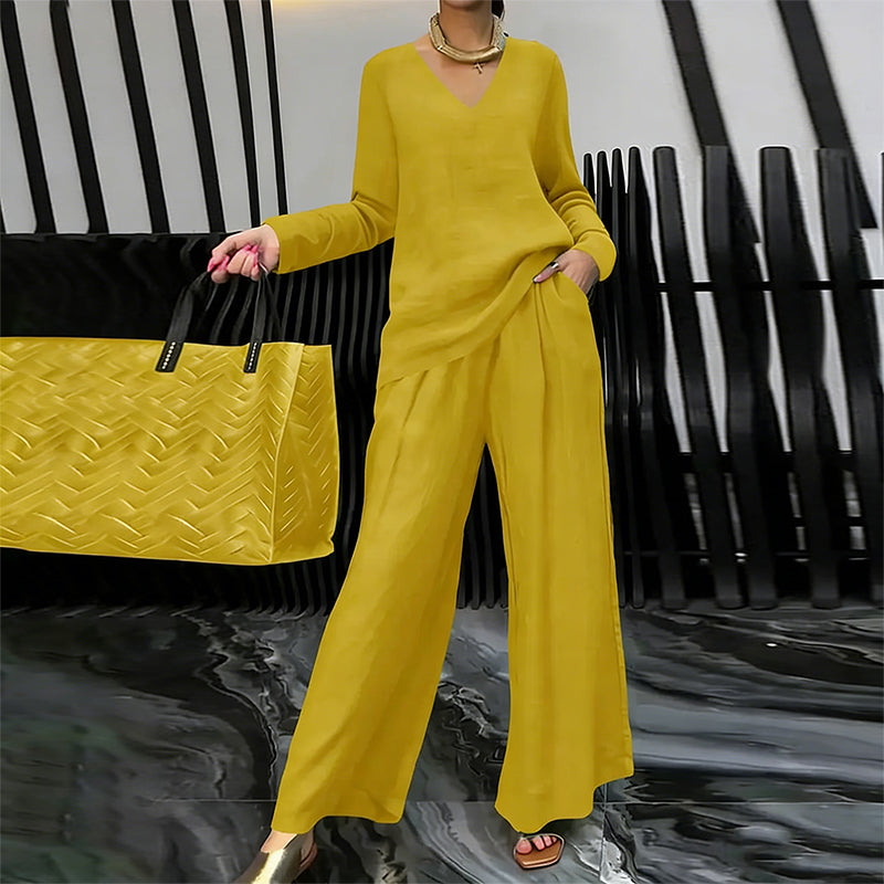 Conjunto fluido con blusa de escote en V y pantalón ancho elegante 4