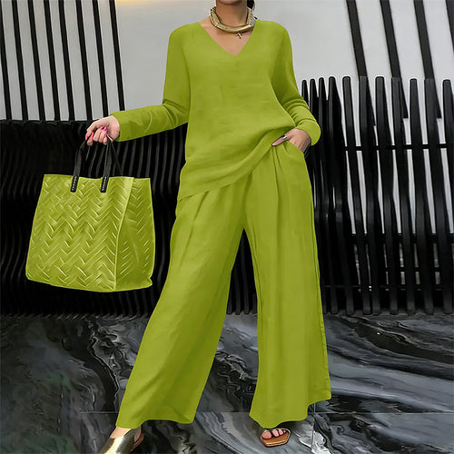 Conjunto fluido con blusa de escote en V y pantalón ancho elegante 9
