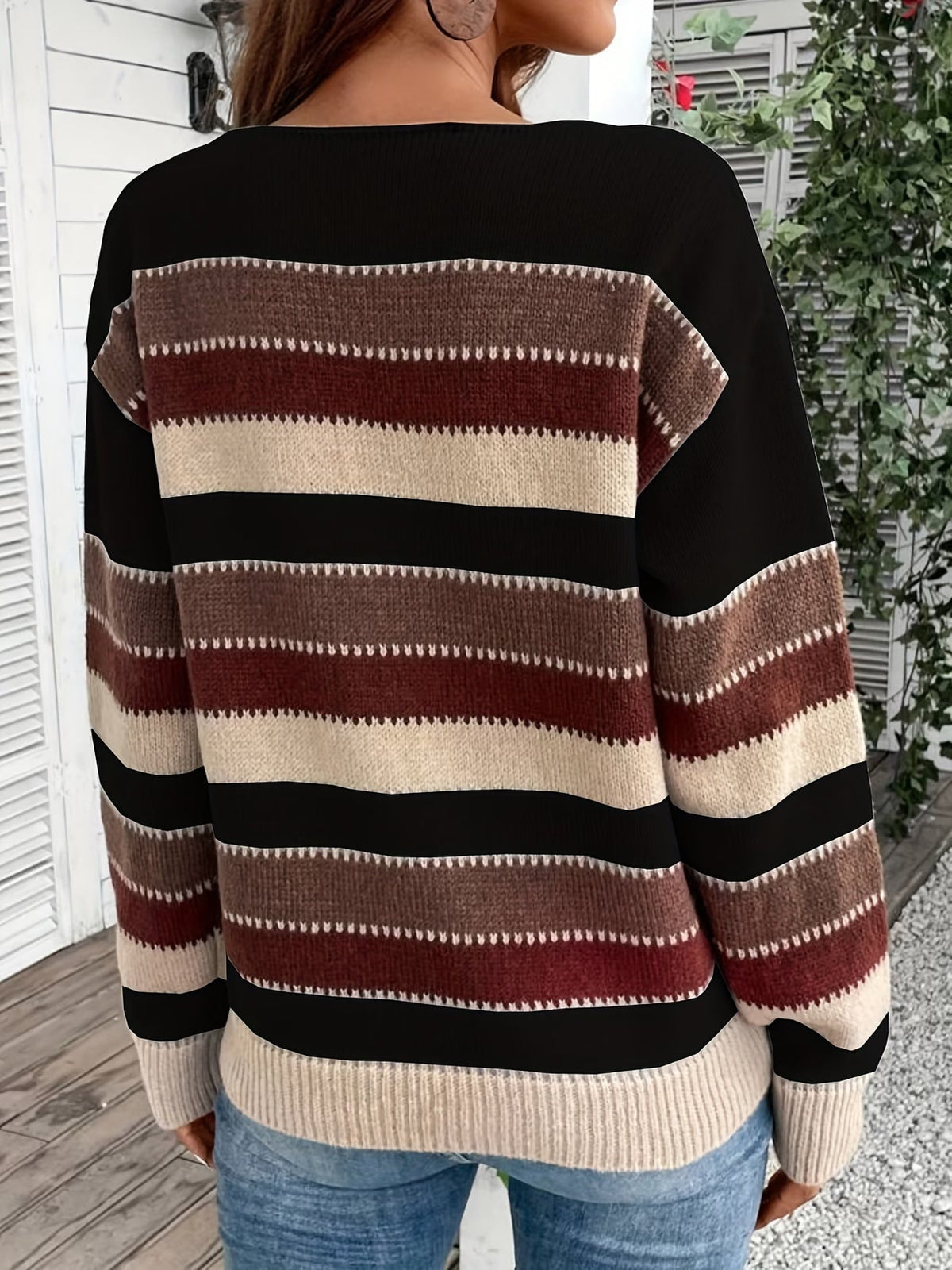 Jersey de punto a rayas de mujer con cuello redondo 10