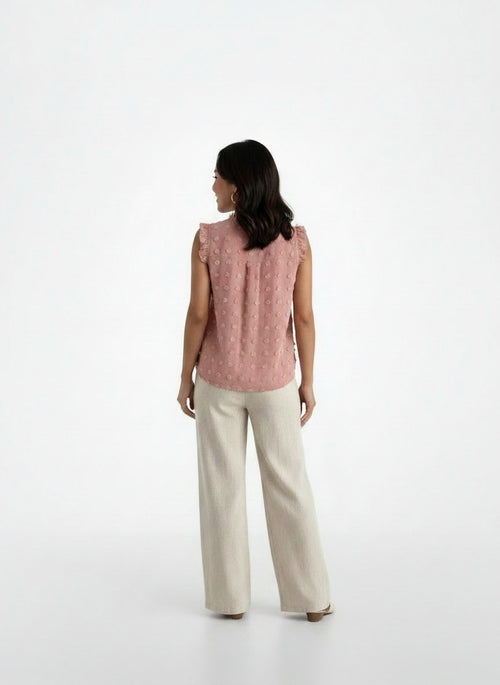 Back pose of the model wearing Blusa Mujer Volantes Elegante