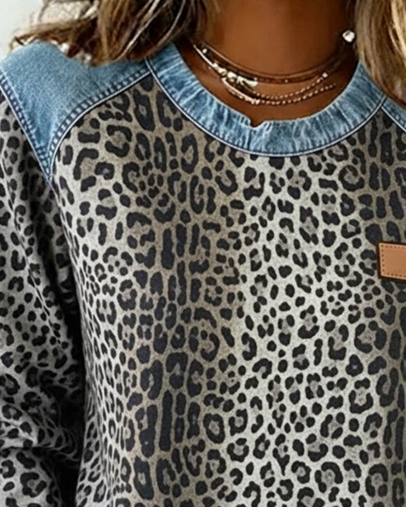 Sudadera mujer de leopardo con detalles vaqueros 6