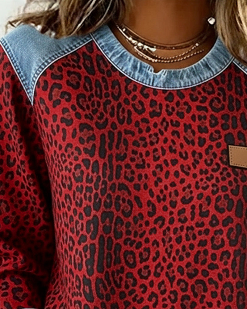 Sudadera mujer de leopardo con detalles vaqueros 8