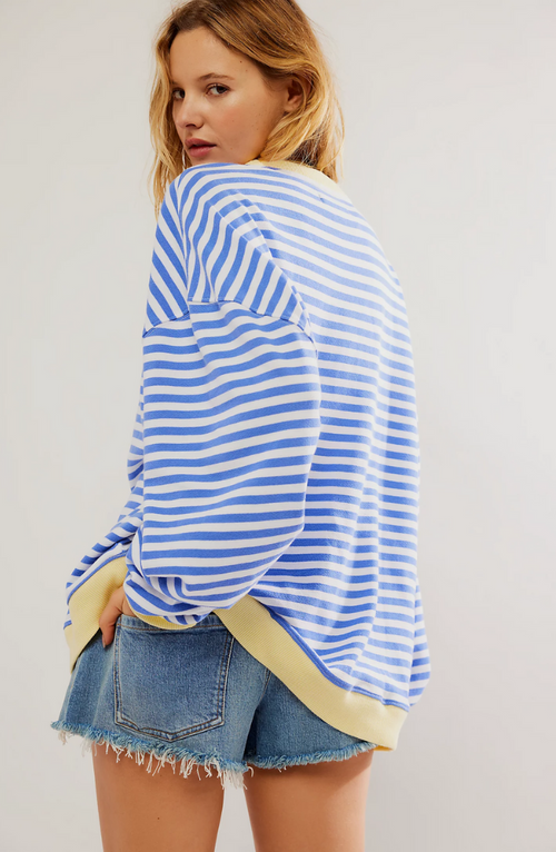 Sudadera mujer de rayas con cuello redondo y corte holgado 11