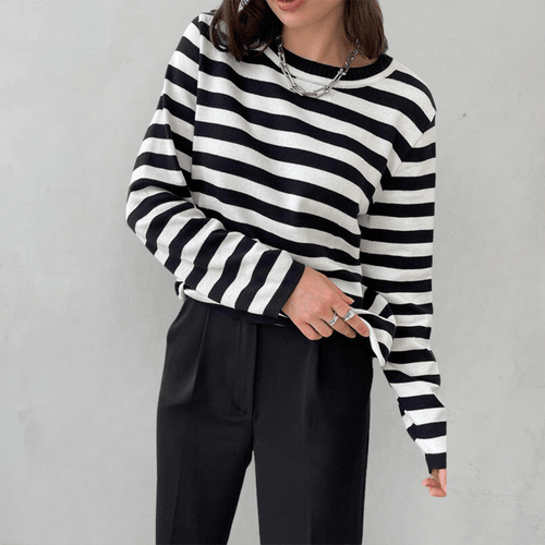Sudadera mujer de rayas horizontales con cuello redondo y corte holgado 5