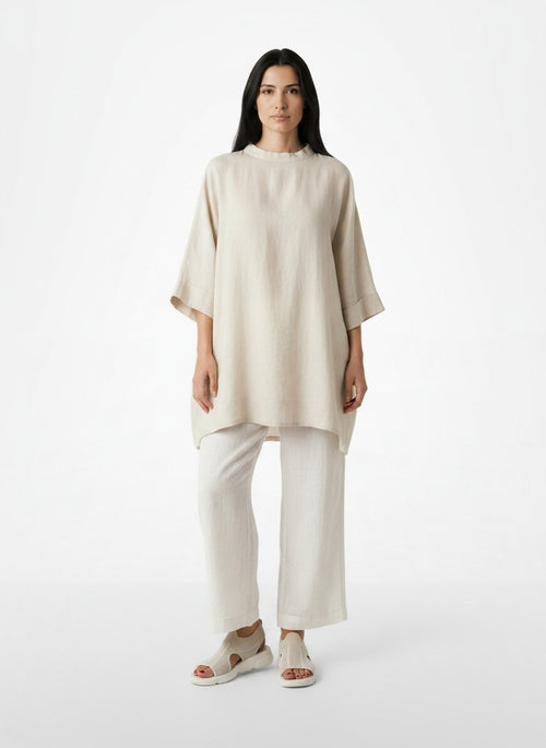 Standing front view of the model wearing Sandalias Ortopédicas Mujer Transpirables