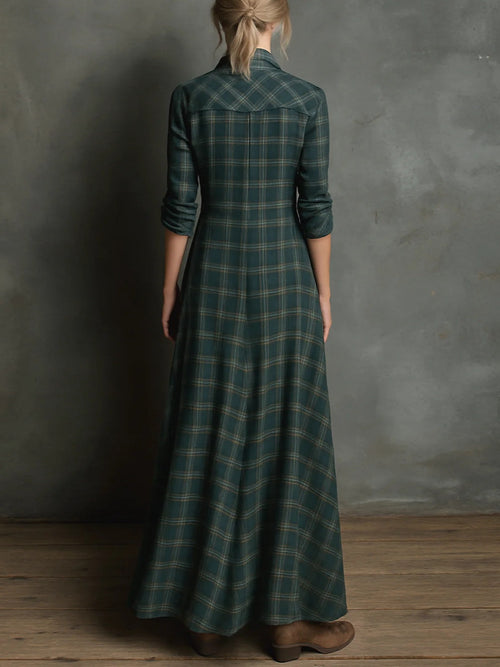 Vestido camisero largo a cuadros con botones 5