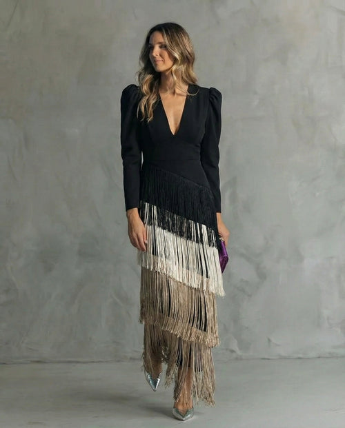 Vestido largo de flecos con escote en V y manga larga 4