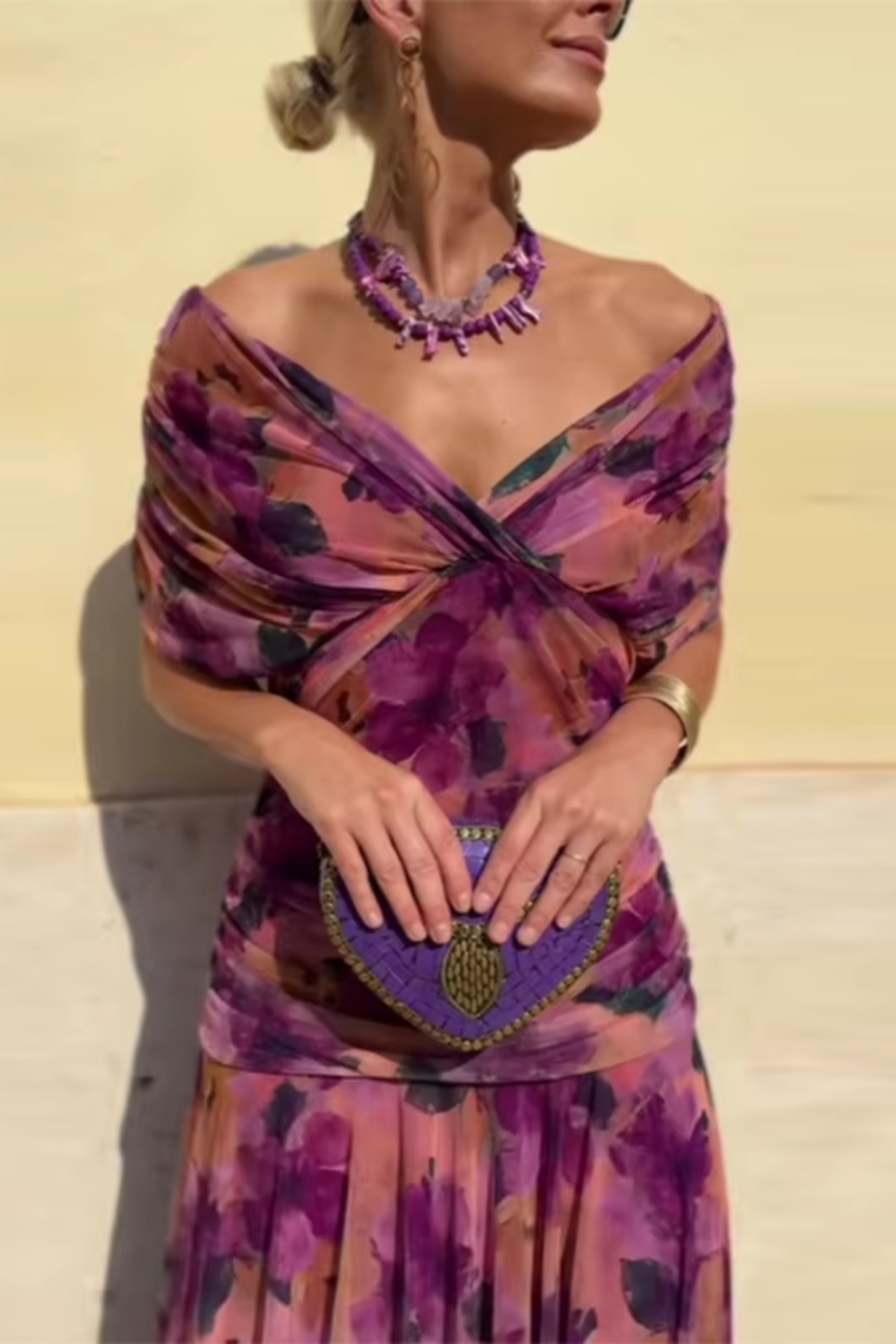 Vestido maxi plisado de fiesta con escote en V 5